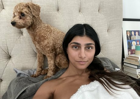miakhalifa model adult photo