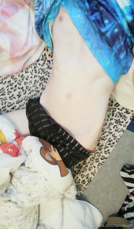 emster6969 exclusive actress pictures