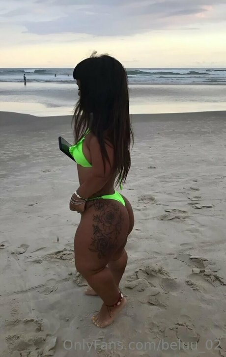 beluu 02 model top gallery