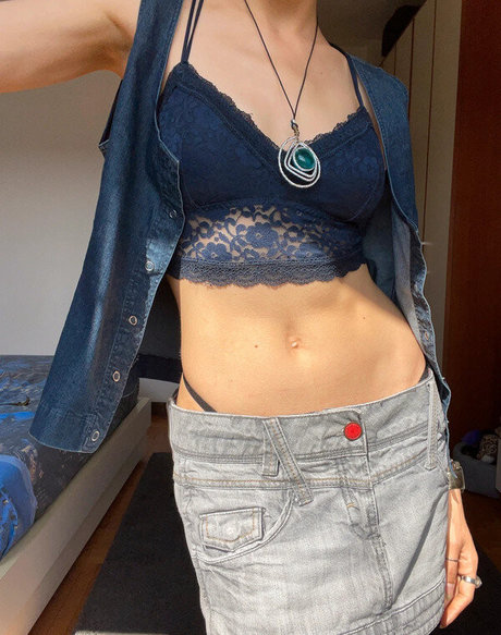 Vinted hot star pics