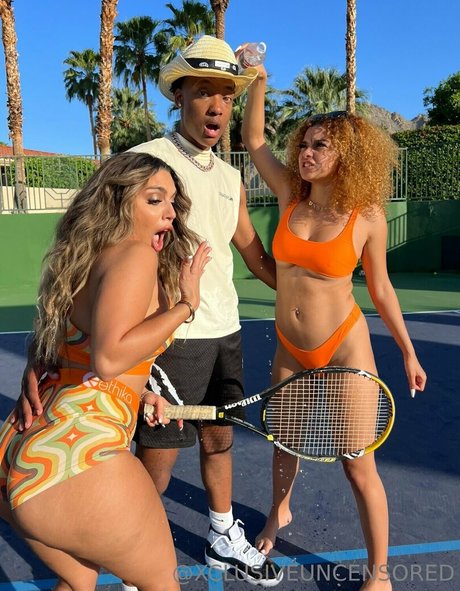 xclusiveuncensored erotic actress pic