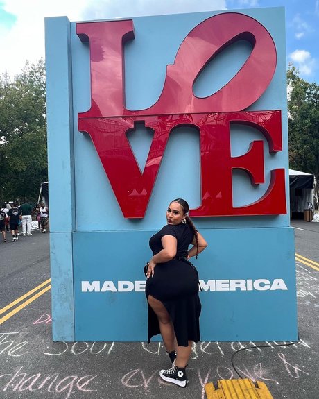 bikini model onlyfans hot naked pic