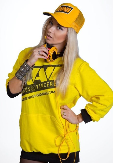 fat ass asian onlyfans art naked photo