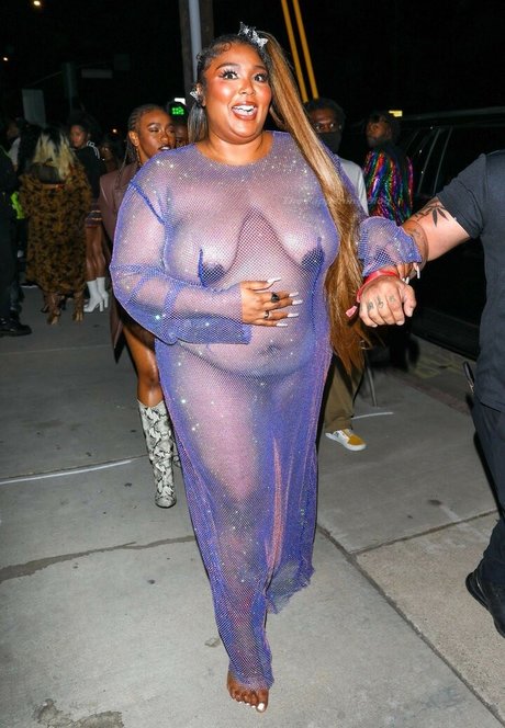 Lizzo best star pictures