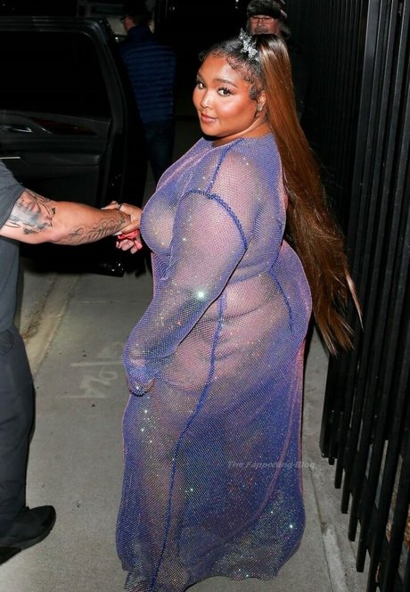 Lizzo perfect model photos