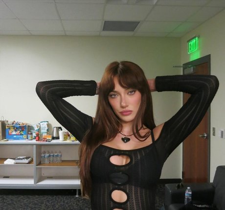 skinny asian onlyfans naked archive