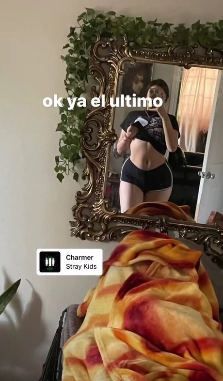 Chxrrychick model sex archive