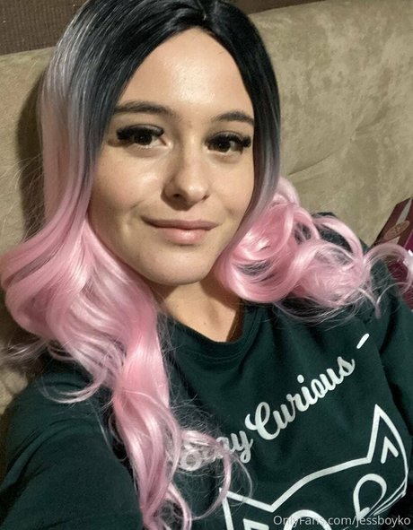 asian brunette onlyfans exclusive gallery