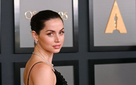 Ana De Armas nice model archive