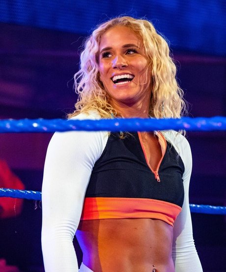 Sol Ruca erotic pornstar pics