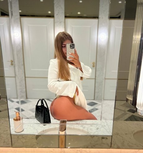 Mbodyrevolution perfect model img