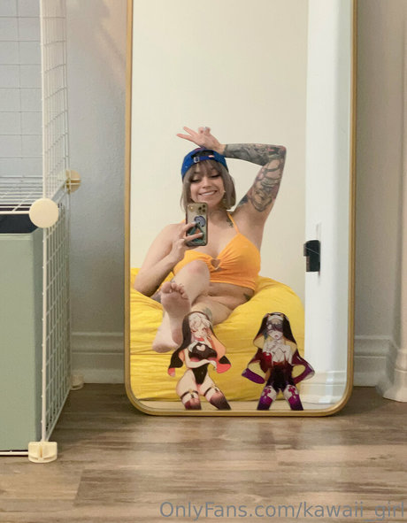 Kawaii girl star top img