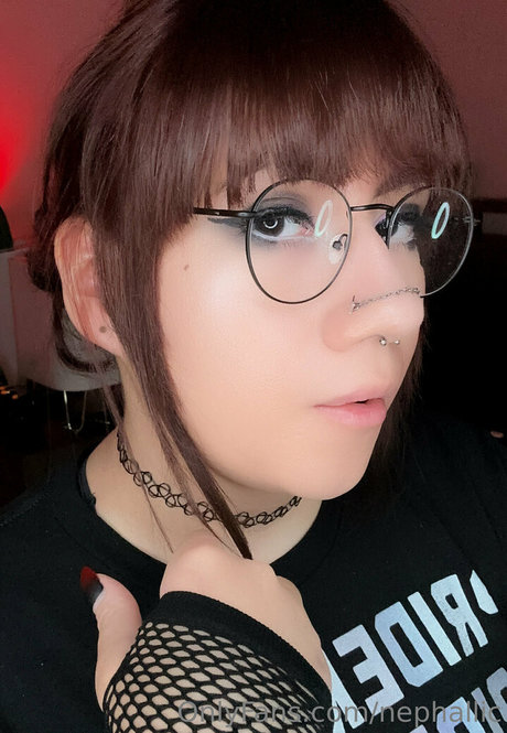 asian influencer onlyfans hot gallery