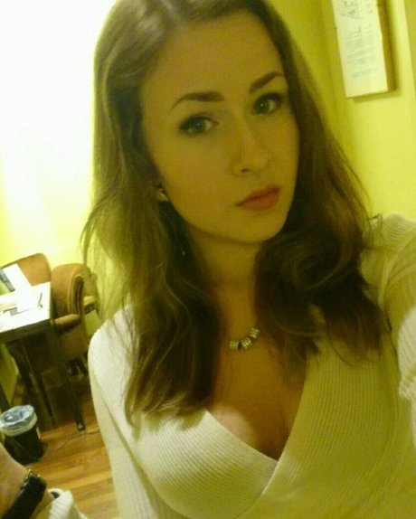 elina twich star nice pic