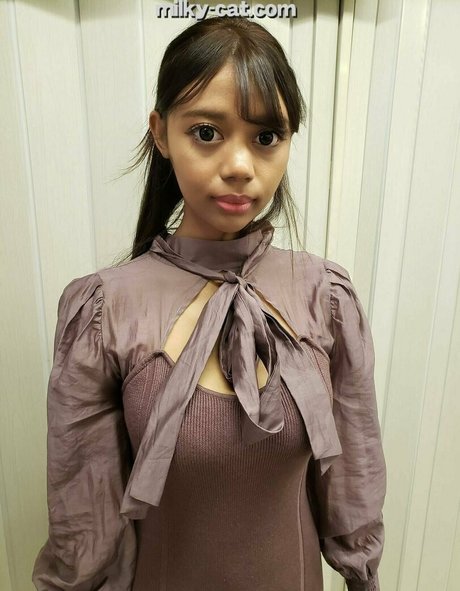 milkycatcom model nudes picture