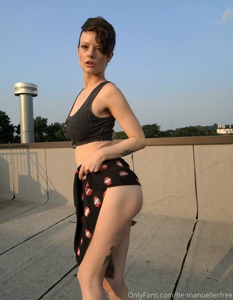 hennanuellerfree model high quality image