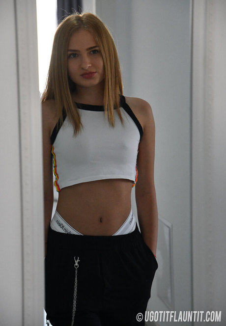 Ugotitflauntit erotic pornstar galleries