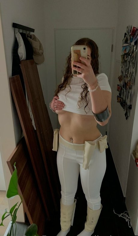 laraa hdr model pornographic picture