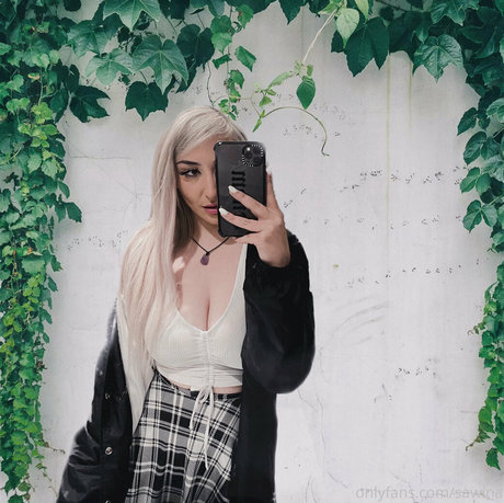 sawina free actress image