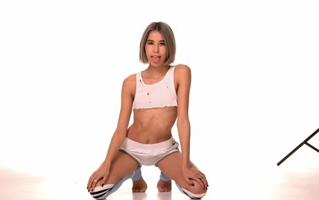 blonde milf onlyfans nude picture