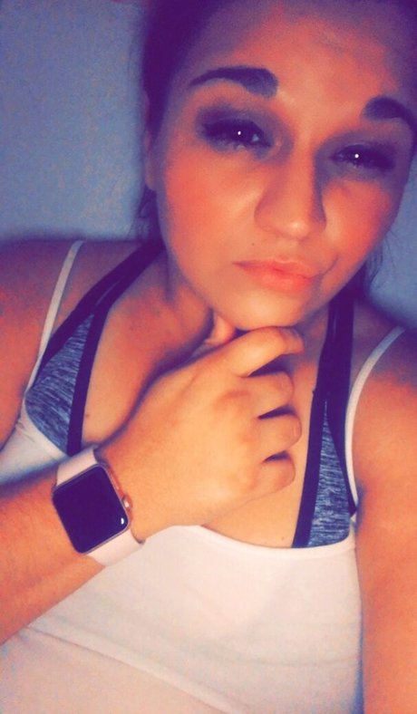 begformolly pretty pornstar images