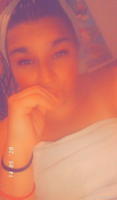 begformolly model art photo