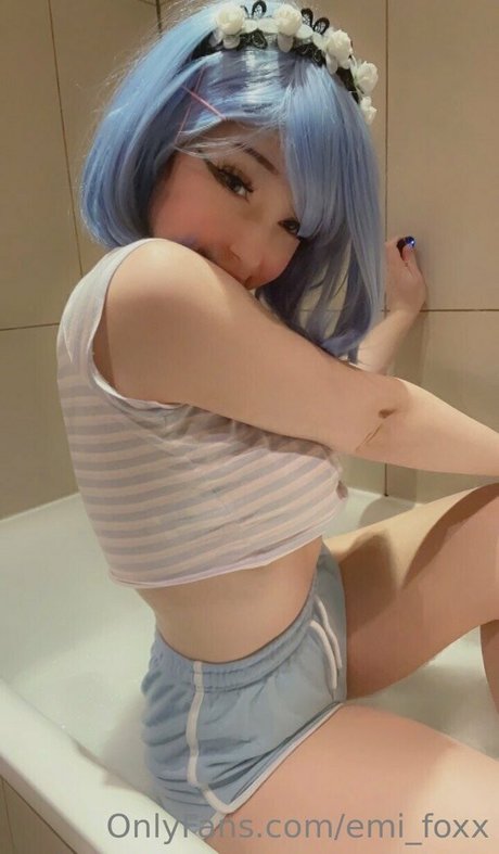 bunnyemiii sexy star pictures