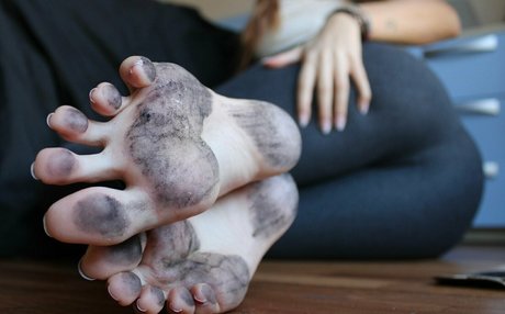 misscandyfeet2 star nudes pic