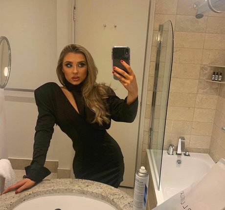 ebony midget onlyfans erotic img