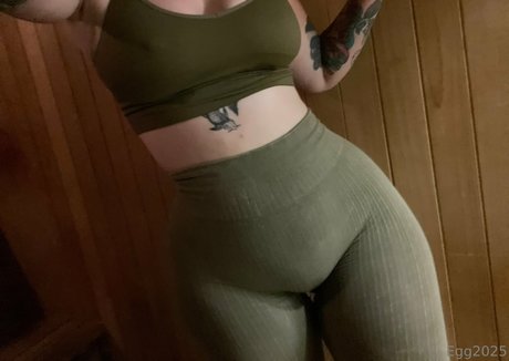 goth thick onlyfans adult pics