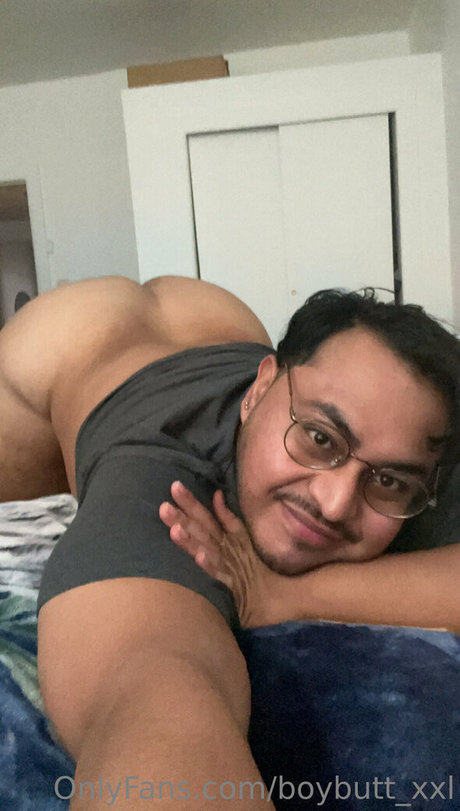boybutt xxl model sex pic