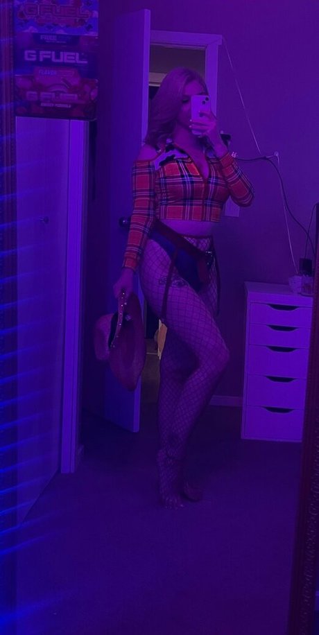 Honhoneyybeebaby erotic model picture