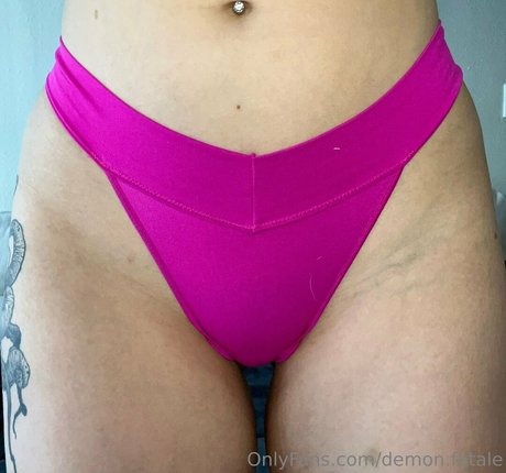 curvy shemale onlyfans sexy naked pic