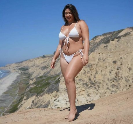 mirror onlyfans erotic galleries