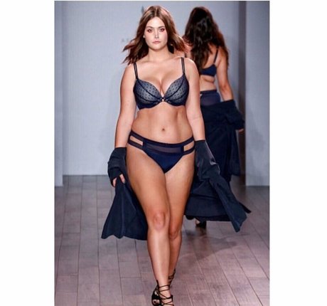 beach blowjob onlyfans hot xxx img