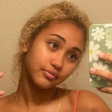 cowboyprincess25 nude star photo