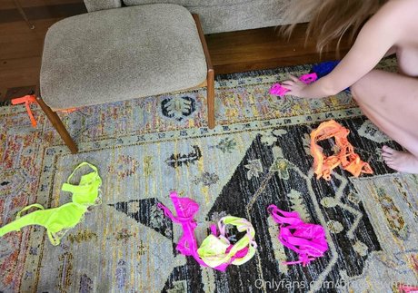 bradnewman pretty actress photo