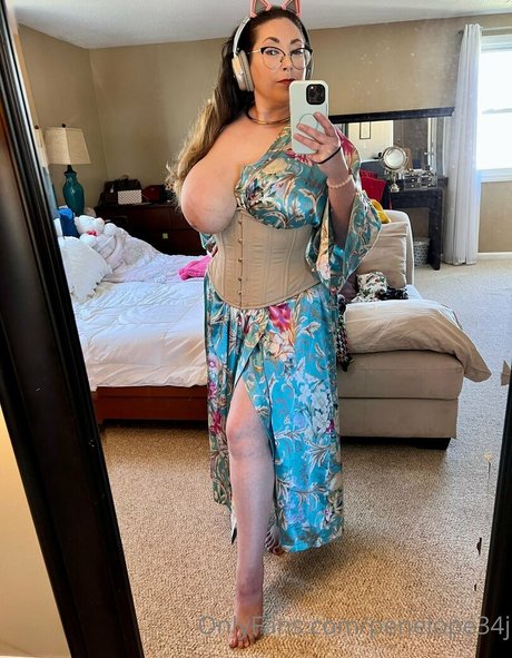 Penelope34J top star gallery