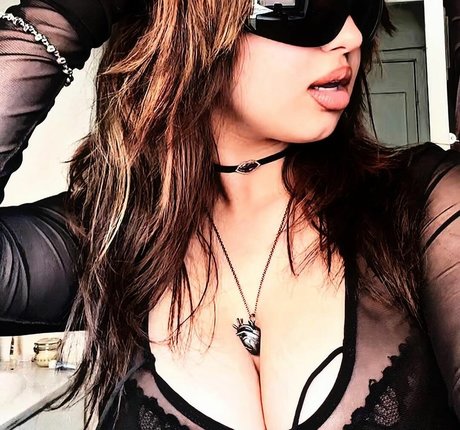 Maddy Adderley pornstar naked img