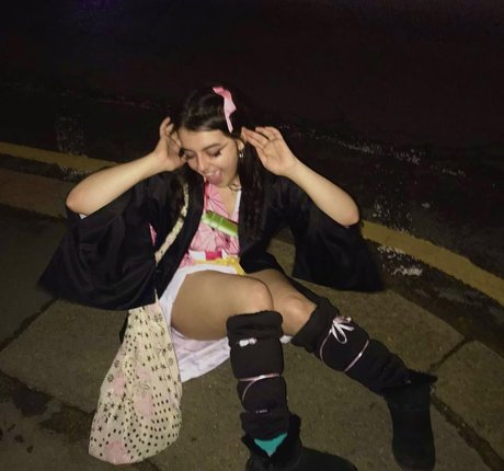 Maddy Adderley high quality star photo