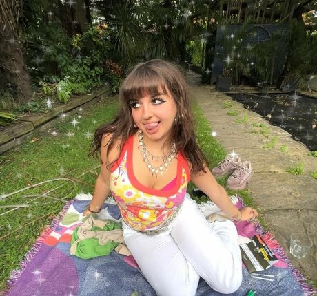 Maddy Adderley model sexy photos