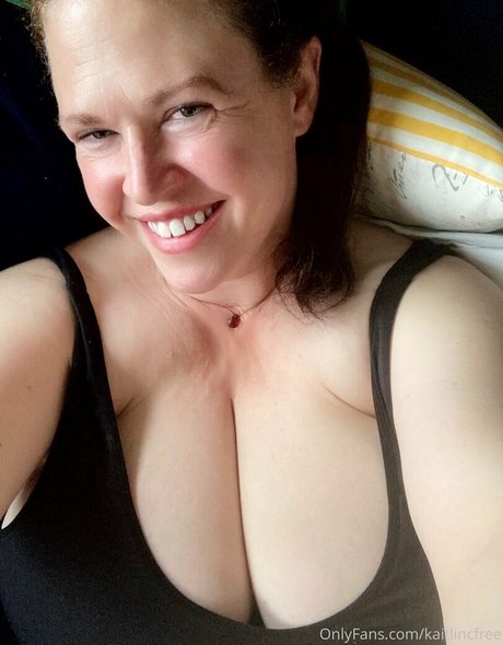 kaitlincfree pretty model img