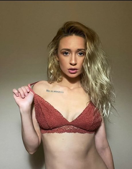 obey genevieve high quality model pictures