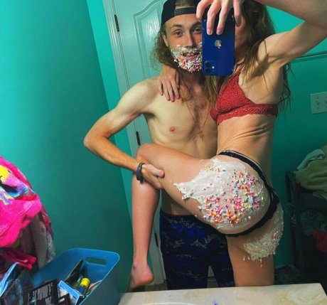 obey genevieve perfect actress picture