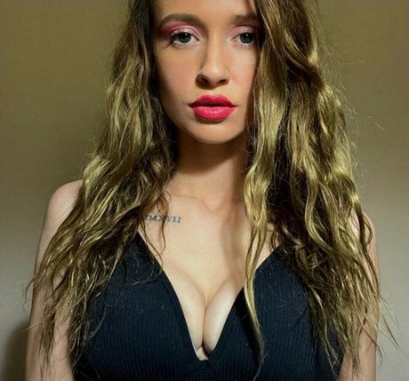 obey genevieve pretty pornstar pics