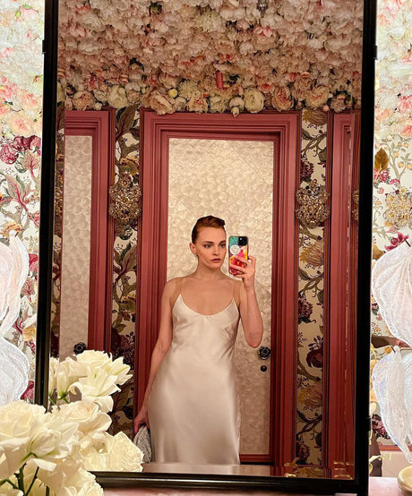 Madeline Brewer model nudes pic