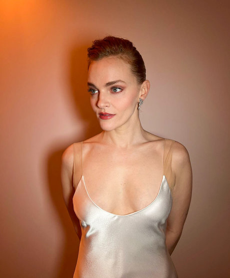 Madeline Brewer pretty star pictures