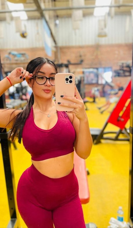 Seleneitor star nude photo