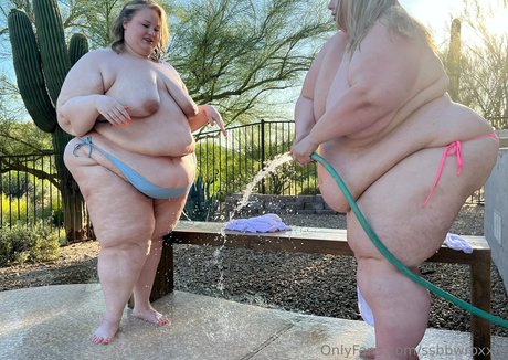 ssbbwroxxie adult model pics