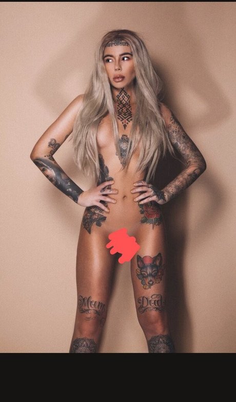 Ellis Cooper perfect model galleries